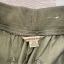 American Eagle  green utility cargo joggers Photo 4