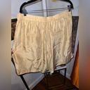 Vince  100% Silk Shorts size 16 Photo 2