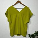 Sweet Rain  Women’s Large Chartreuse Green Short Sleeve Lightweight Pocket Blouse Photo 4