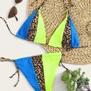 SheIn  Colorblock Triangle Tie Side Bikini Swimsuit Size M. Photo 0