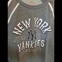 5th & Ocean MLB New York Yankees  Sweatshirt 100% Cotton Size Small Photo 3