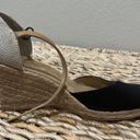 White Mountain  Shoes Women’s Size 8.5 Wedge Canvas Rattan Mumba Pumps Photo 1