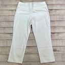 st. john's bay White Crop Capri Pants. Stretchy material. Faux pockets. Comfy waistband.  16” waist 11” rise 23” inseam Photo 0