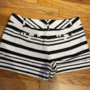 New York & Co. 7th av Design Studio Striped Print Shorts Casual Dress Bermudas Work Party summer beach vacation travel Photo 0