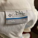 Columbia White Raincoat Photo 2