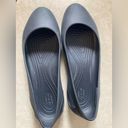 Crocs  Laura Women's Size 8 Ballerina Ballet Flat Close Toe Black Shoes Photo 5