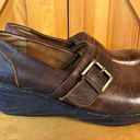 Born concept BOC  Shoes Womens 9M Clogs Z22023 Brown Wedge Slip On Buckle Casual Photo 2