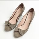 Kate Spade  New York Whitlee Portabella Suede Leather Bow Wedges, Size 10 Photo 8
