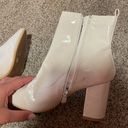 DSW White boots Photo 3