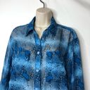 Equipment  Femme blue snake print 100% silk button down blouse size S Photo 2