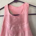 Cascade Sport Pink tank top Photo 2