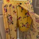 No Boundaries No Boundries yellow floral pull on skort in Jr size XL (15-17).  Photo 1