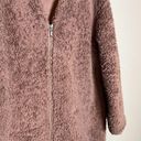 Uniqlo  mauve dusty rose sherpa teddy jacket Photo 1