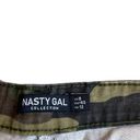 Nasty Gal  Women’s Size 8 Camouflage Cargo Jogger Pant Green Cuffed Ankle Photo 3