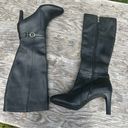 Bandolino  Black Leather  Heel Side Zip Knee High Boot 10 Photo 0