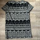 Merona  Women’s Short Sleeve V-Neck Top , Black & White Aztec Print Medium Photo 3