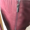 Comfortview burgundy Knee high boots size 8 Photo 4