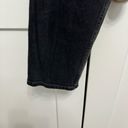 Hollister  Women's Curvy Two Tone Faded Black High Rise Mom Jeans Size 7R / 28 Photo 2