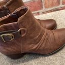 Baretraps Reinella Womens brown heel booties size 9 Photo 4