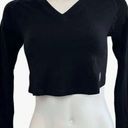 Free People Movement V-neck Crop Top Thumbhole Tee T-Shirt Athletic Top Black XS Photo 0