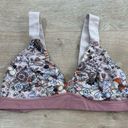 Spanx  wireless floral bra size medium Photo 1