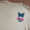 Nike Graphic Tee Photo 1