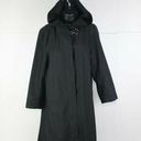 London Fog ladies  Trench coat size 6 Reg Photo 0