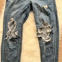 Wild Fable  High Rise Mom Jeans Destroy Size 8 Photo 2