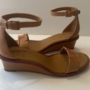 Tory Burch  Marcia WEDGW NEUTRAL TAN LEATHER Ankle Strap Small Wedge 7.5 M EUC Photo 5