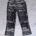 The North Face  Camo Crop Leggings  Photo 0