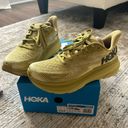 Hoka s Clifton 9 Photo 1