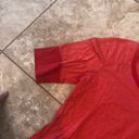 Marmot  NWOT Coral Mid Length Tee Sz Medium Photo 2