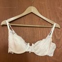 gilligan and o'malley White Lace Bra Photo 0