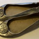 Tory Burch  bronze ballet slippers sz 8 Photo 3