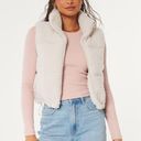 Hollister Sherpa Puffer Vest Photo 0