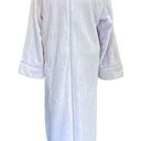 Oscar de la Renta  Pale lilac purple polyester zip front robe Size Small/Medium Photo 0