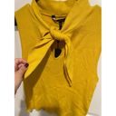 BCBGMAXAZRIA  yellow keyhole sleeveless crop sweater top size large Photo 4