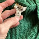 a.n.a . Green chunky v neck sweater Photo 1