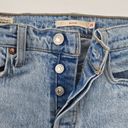 Levi’s Levi's Straight Leg Wedgie Jeans Light Wash Size 26 Crop Rigid Cotton Nonstretch Photo 9