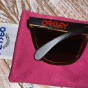 Oakley 🕶 Frogskins™ Prizm Ruby/Matte Black🕶 unisex Photo 15