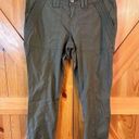 prAna  Green Cropped Pants Outdoor Travel Hike Camp Everyday Casual size 2 (3091) Photo 0