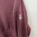 Alo Yoga alo - Cropped Plum Muse Hoodie - Size Small Photo 3