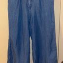 J.Jill  lightweight demin capris - size 6 Photo 0