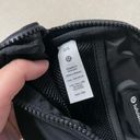 Lululemon everywhere belt bag 1L wordmark logo Photo 12