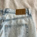H&M Distressed Jeans Photo 6
