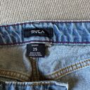 RVCA Shorts Photo 2