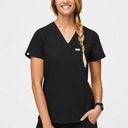 FIGS  Catarina Scrub Top Black Medium Photo 0