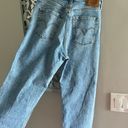 Levi’s Ribcage Straight Ankle Jean Photo 3