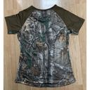 Cabela's  Women’s Short Sleeve V-neck T-shirt Size L Green Brown Camouflage Knit Photo 1