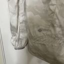 Lululemon  tan Clouds hooded windbreaker full zip pack it up jacket size US 4 Photo 2